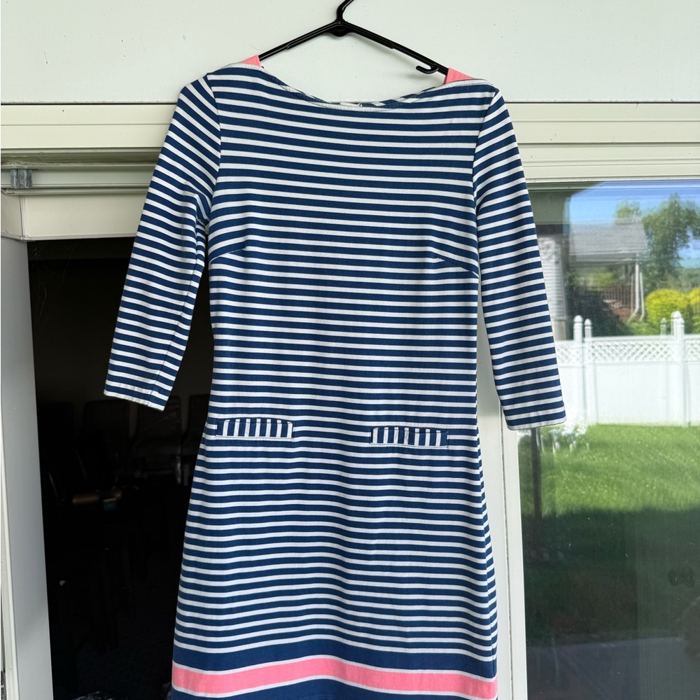Lilly Pulitzer Blue and White Sheath Dress Bateau Neck 3/4 Sleeve